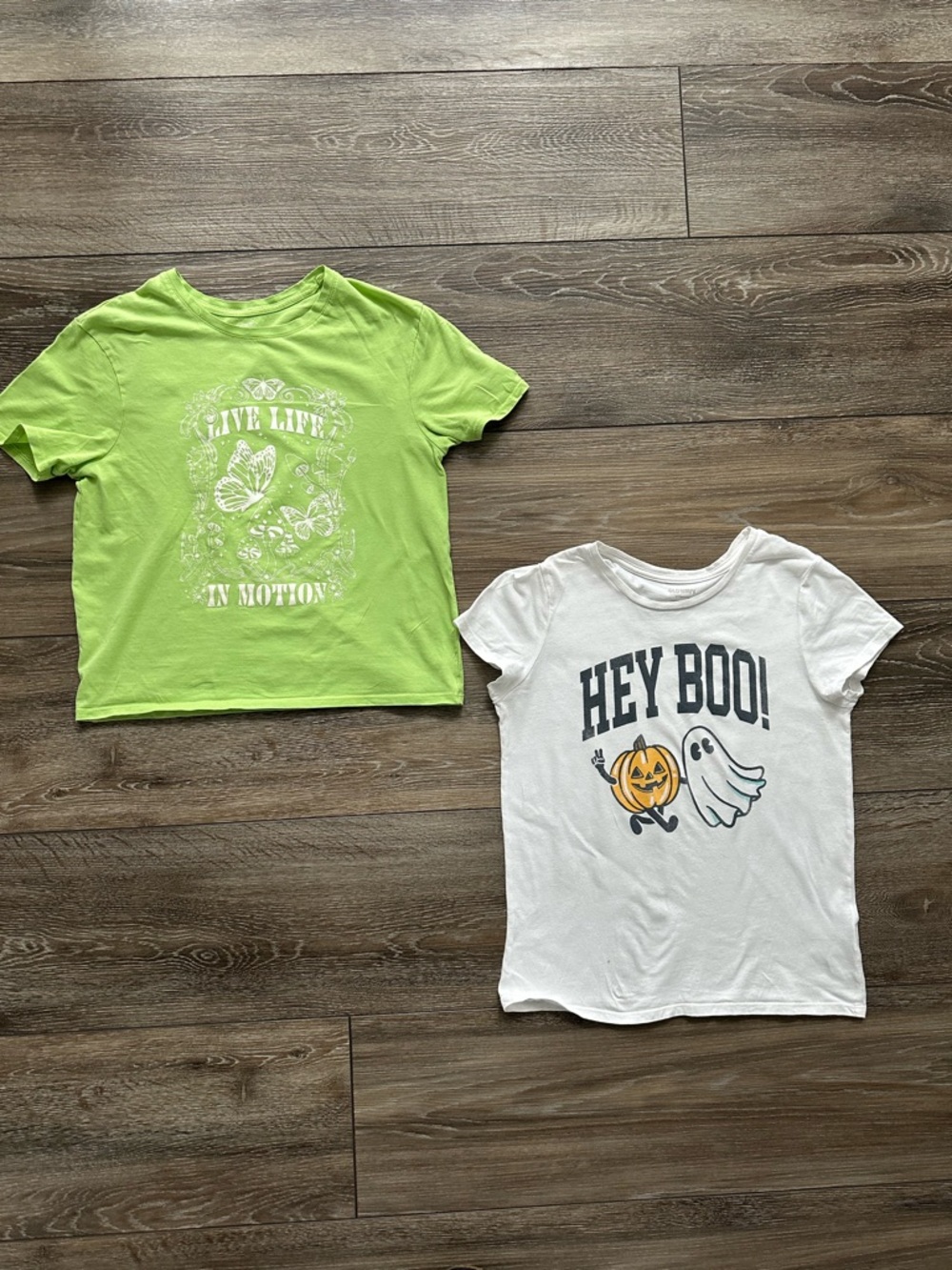 🌞Sale 3 for &15 Old Navy Lime Green Butterfly Tee & White 'Hey Boo!' Graphic Tee